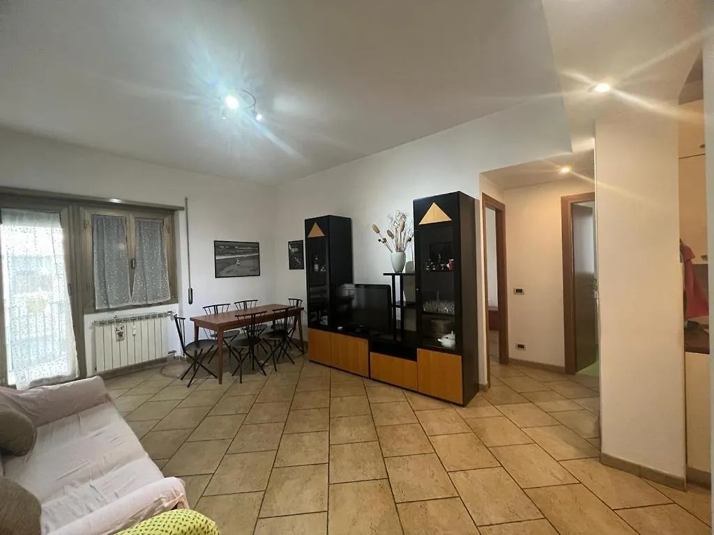 Nathan House, Malatesta Rome